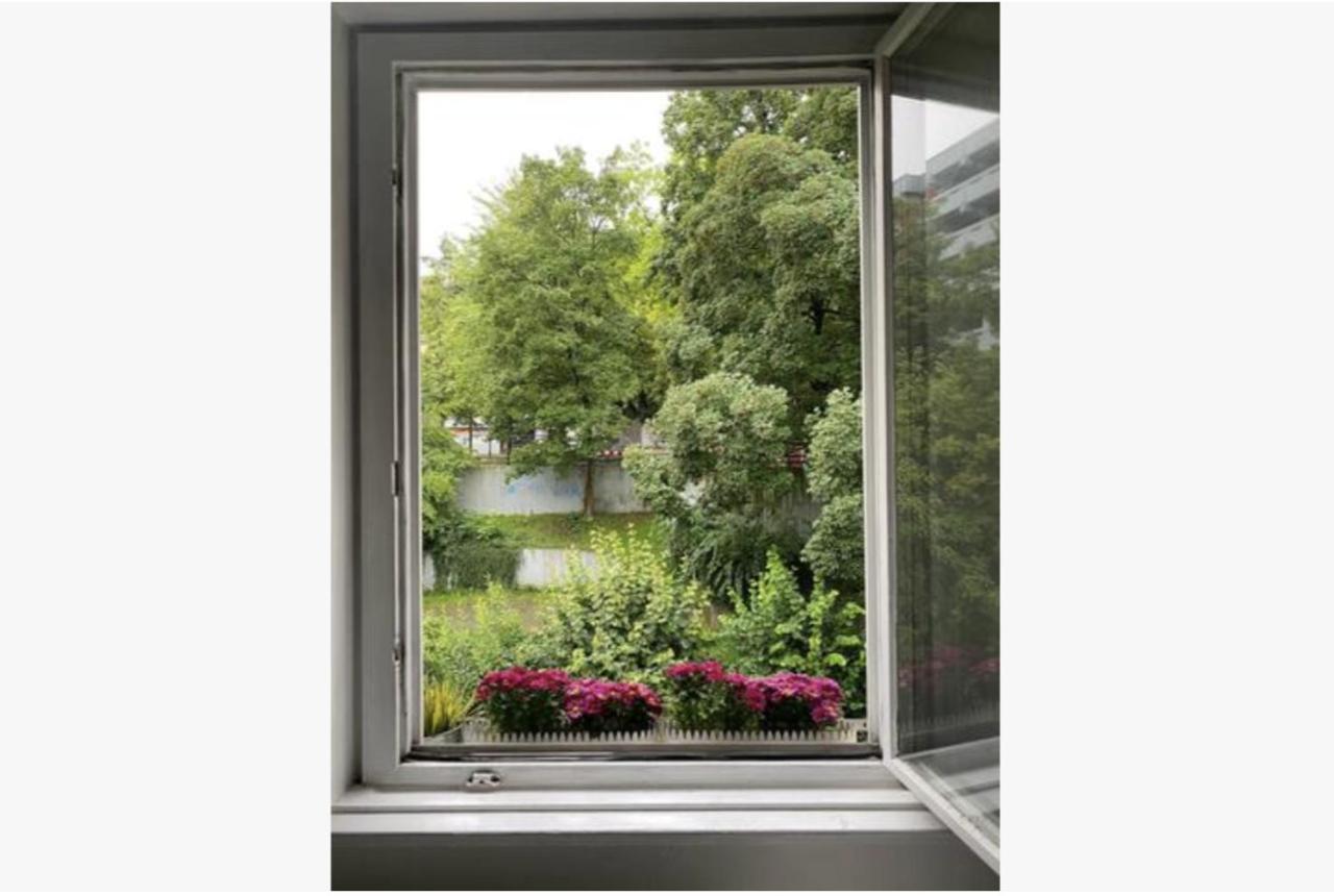 Altbauwohnung Stuttgart Ost Exterior foto